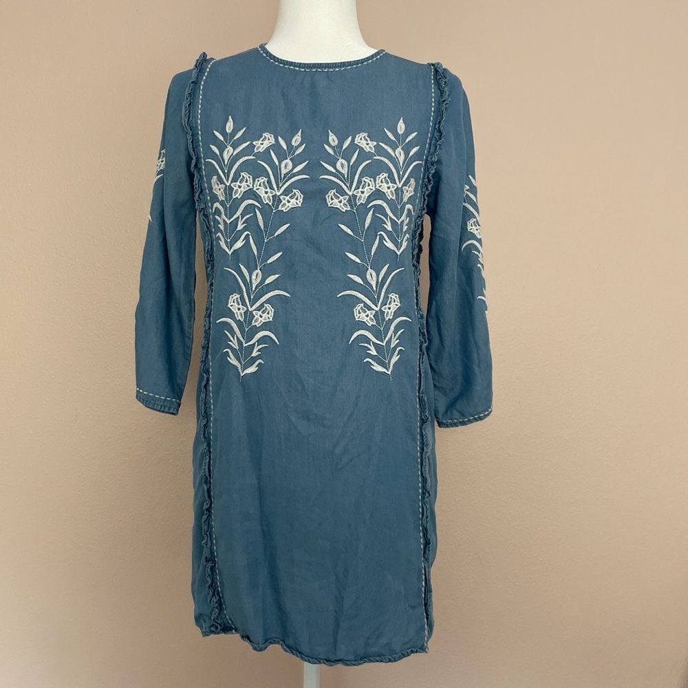 Goodnight Macaroon Blue Dress with White Embroidery